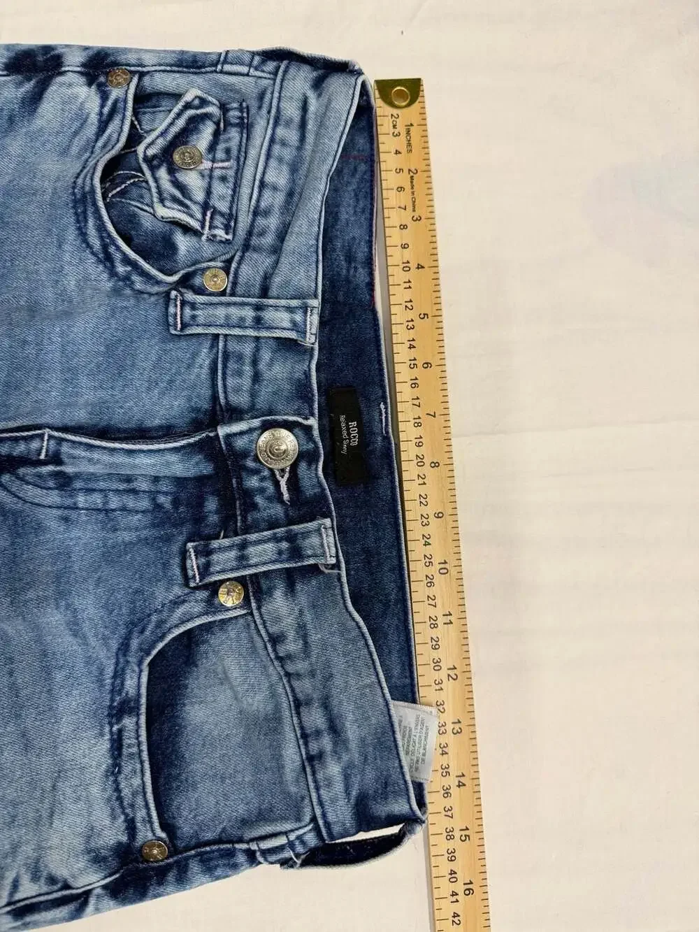 True Religion Rocco Relaxed Skinny Jeans Size 28